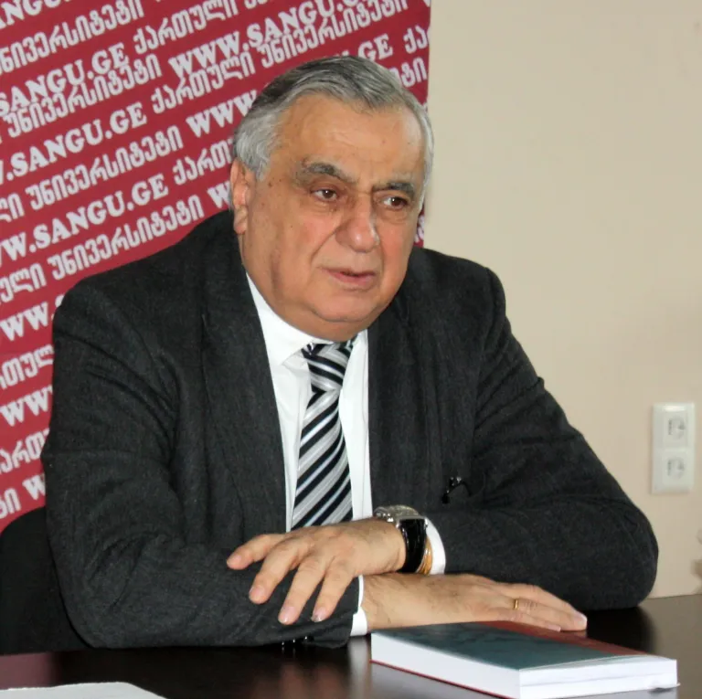 საქართველოს მეცნიერებათა ეროვნული აკადემიის ვიცე-პრეზიდენტის, ქართული უნივერსიტეტის პროფესორის, აკადემიკოს როინ მეტრეველ...