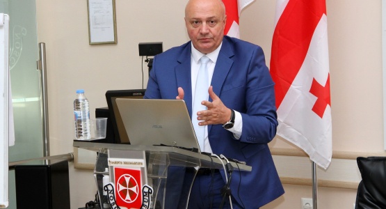 "კომპიუტინგის კვლევის სწავლებისა და ტექნოლოგიის ასპექტები"
