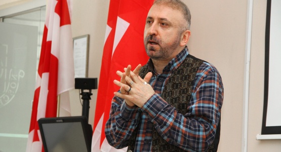 "გალაკტიონის თეატრი - პოეტის ბიოგრაფიის ზოგიერთი დეტალი"