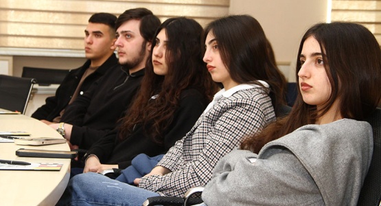 სისხლის სამართლის მიმართულებით იმიტირებული პროცესები SANGU-ში უფროსკლასელებისთვის