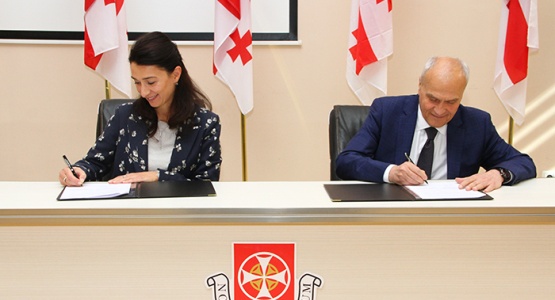 ლევან მიქელაძის სახელობის დიპლომატიურ სასწავლო და კვლევით ინსტიტუტთან თანამშრომლობის მემორანდუმი გაფორმდა