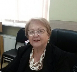თინა კაკუშაძე