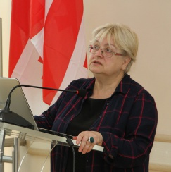 Manana Tabidze